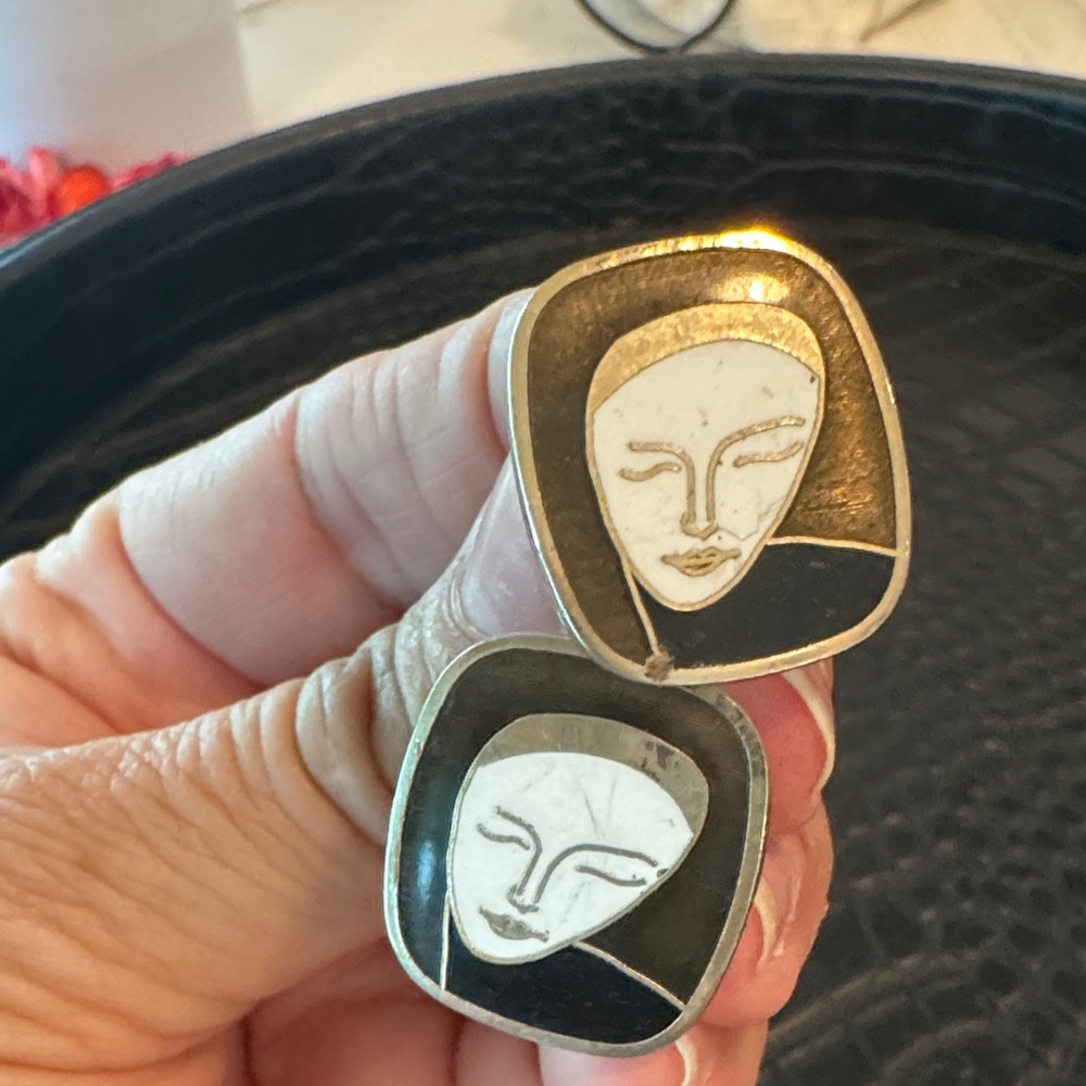 Silver and White Face Cuff Links